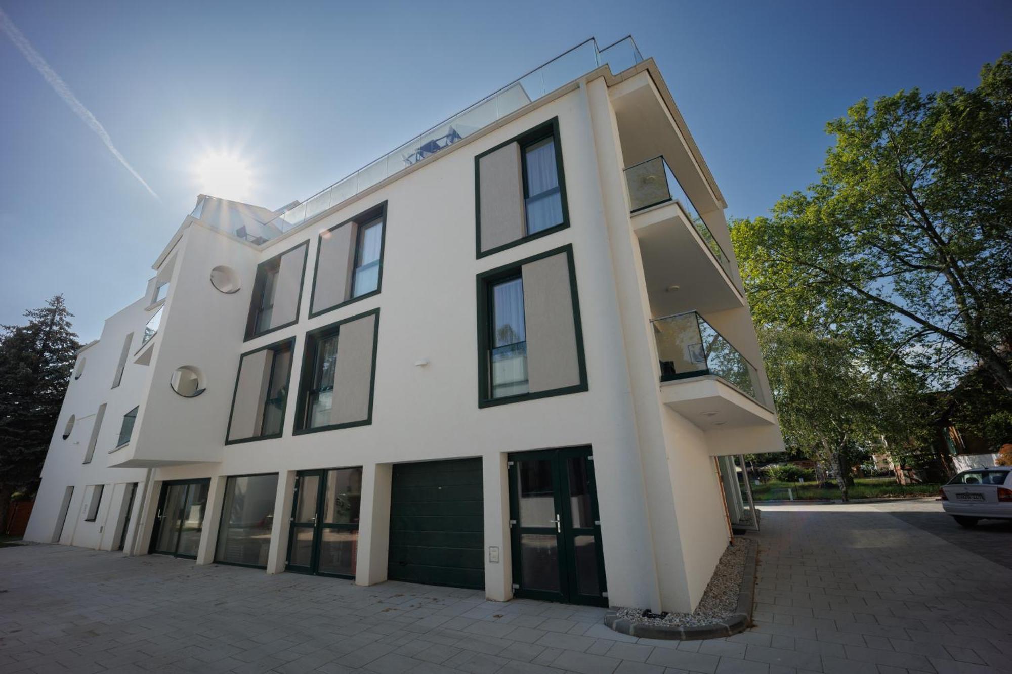 Villa Bauhaus Wellness Apartman 202 Siofok Exterior photo